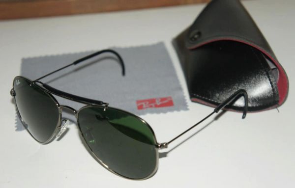 Ray Ban Caçador 3029 (lentes de vidro) = R$80