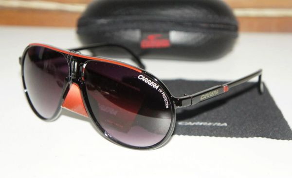 Carrera CHAMPION black red (1ª LINHA)